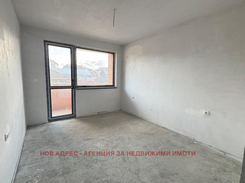 Продава 3-СТАЕН, гр. Търговище, Център, снимка 3 - Апартаменти - 53016365