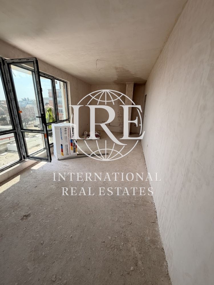 Продава 3-СТАЕН, гр. Варна, м-т Горна Трака, снимка 2 - Апартаменти - 54109957