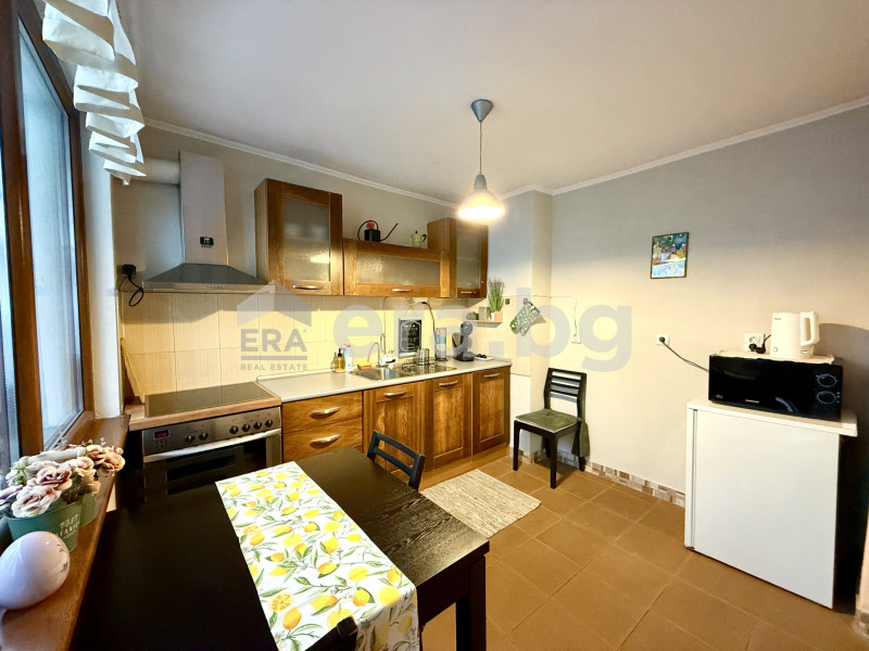 Продава ЕТАЖ ОТ КЪЩА, гр. Велико Търново, Стара част, снимка 3 - Етаж от къща - 53353493