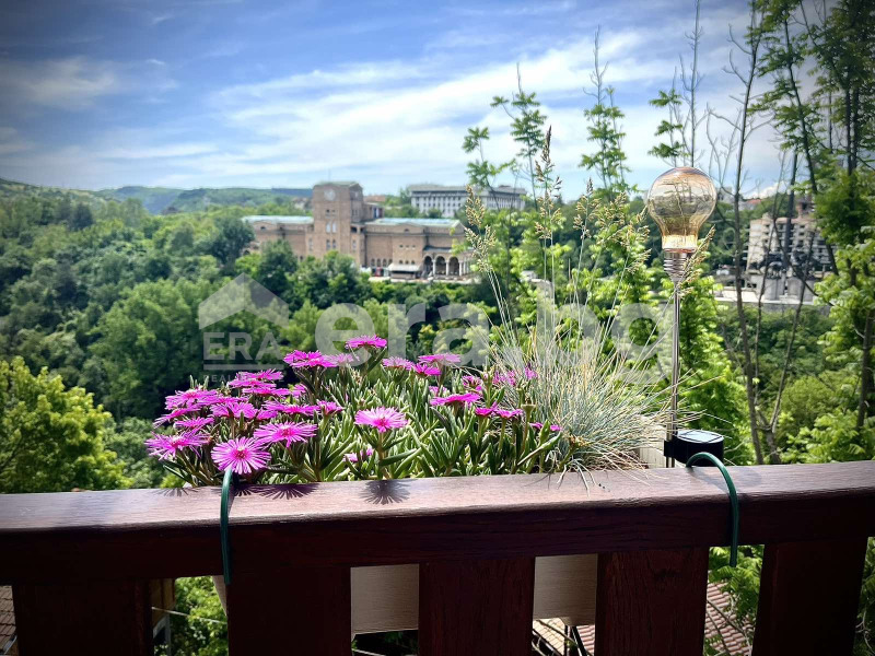 Продава ЕТАЖ ОТ КЪЩА, гр. Велико Търново, Стара част, снимка 13 - Етаж от къща - 53353493