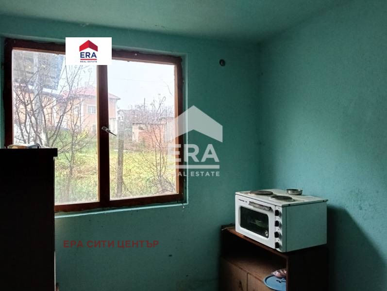 Продава КЪЩА, с. Остра могила, област Стара Загора, снимка 9 - Къщи - 52738381