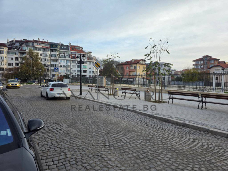 Продава КЪЩА, гр. Пловдив, Център, снимка 8 - Къщи - 53098043