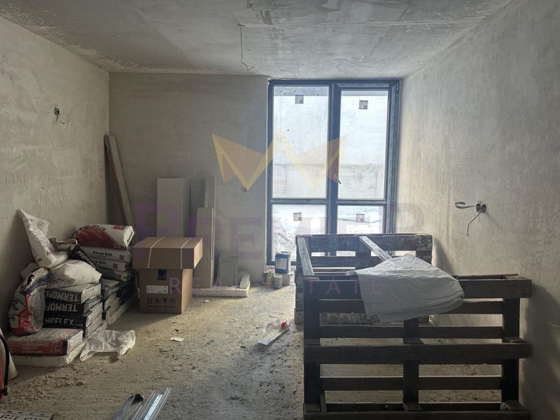 Продава 1-СТАЕН в град Варна, Колхозен пазар - 36 кв.м / 73 000 € » 142 775.59 лв., ИМОТИ ПРЕМИЕР