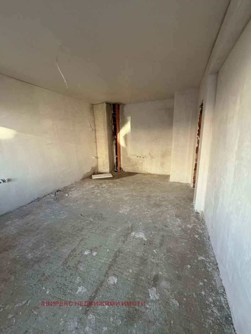 Продава 2-СТАЕН в град Пловдив, Остромила - 58 кв.м / 79 980 € » 156 427.28 лв., АВИРЕКС НЕДВИЖИМИ ИМОТИ