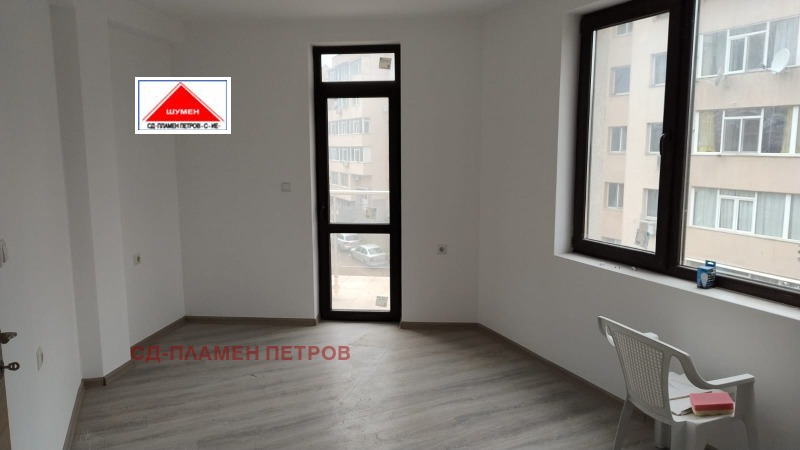 Продава 2-СТАЕН в град Шумен, Дивизионна болница - 65 кв.м / 135 000 € » 264 037.05 лв., СД-ПЛАМЕН ПЕТРОВ