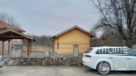 Hus Skravena, region Sofia 4