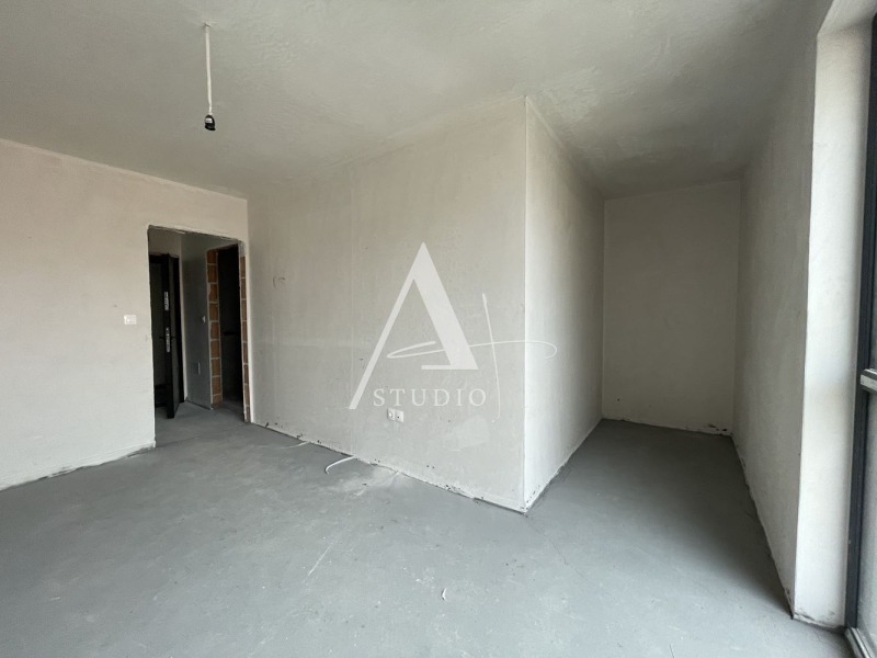 Na prodej  1 ložnice Sofia , Ovča kupel , 75 m2 | 48254529 - obraz [9]
