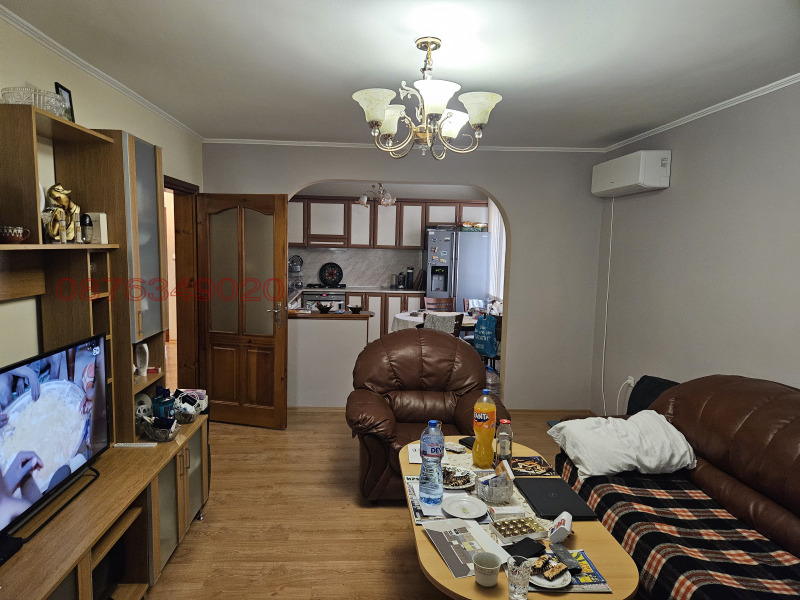 Продава 3-СТАЕН, гр. Пазарджик, Център