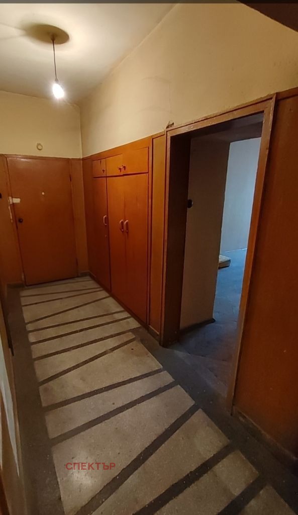 Продава 3-СТАЕН, гр. Перник, Център