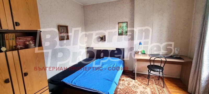 Продава МНОГОСТАЕН, гр. София, Банишора, снимка 4 - Aпартаменти - 47665524