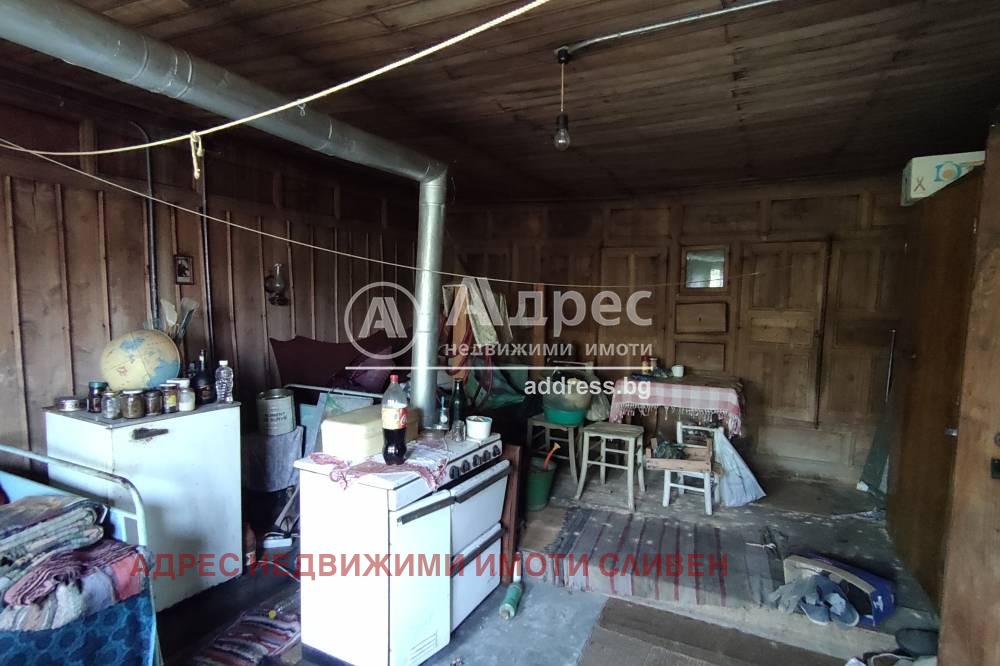 Продава КЪЩА, гр. Котел, област Сливен, снимка 3 - Къщи - 54618653