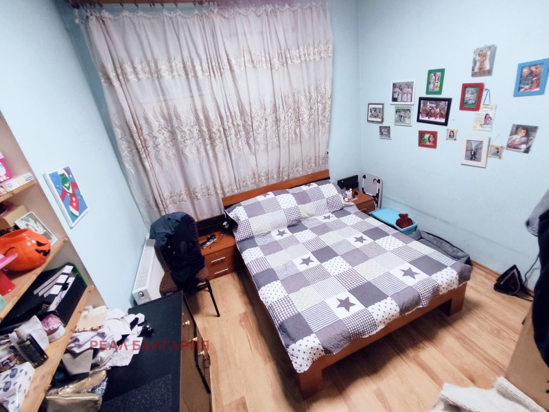 Продава КЪЩА в град Русе, Широк център - 80 кв.м / 119 900 € » 234 504.02 лв., РЕАЛ БЪЛГАРИЯ