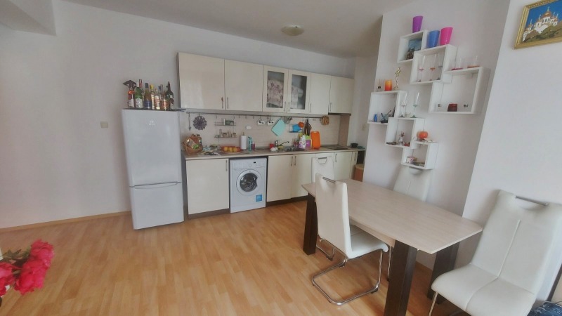 Til salg  2 soveværelser region Burgas , k.k. Slanchev bryag , 70 kvm | 72302859 - billede [3]