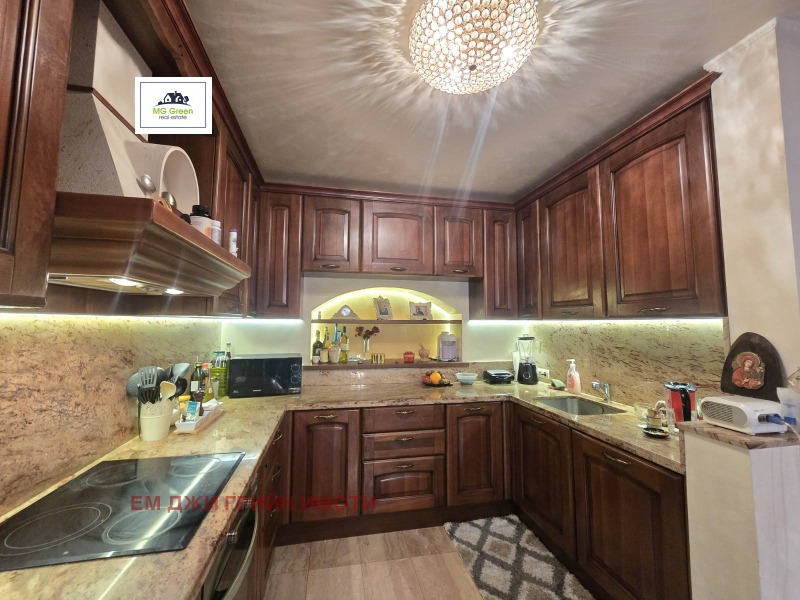 Na prodej  3+ ložnice Sofia , Manastirski livadi , 200 m2 | 77926475 - obraz [6]
