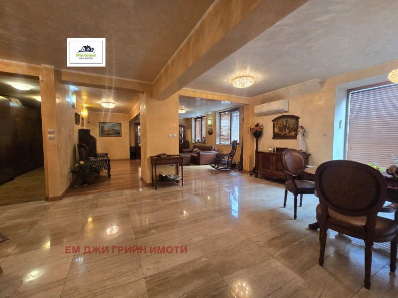 Na prodej  3+ ložnice Sofia , Manastirski livadi , 200 m2 | 77926475 - obraz [4]