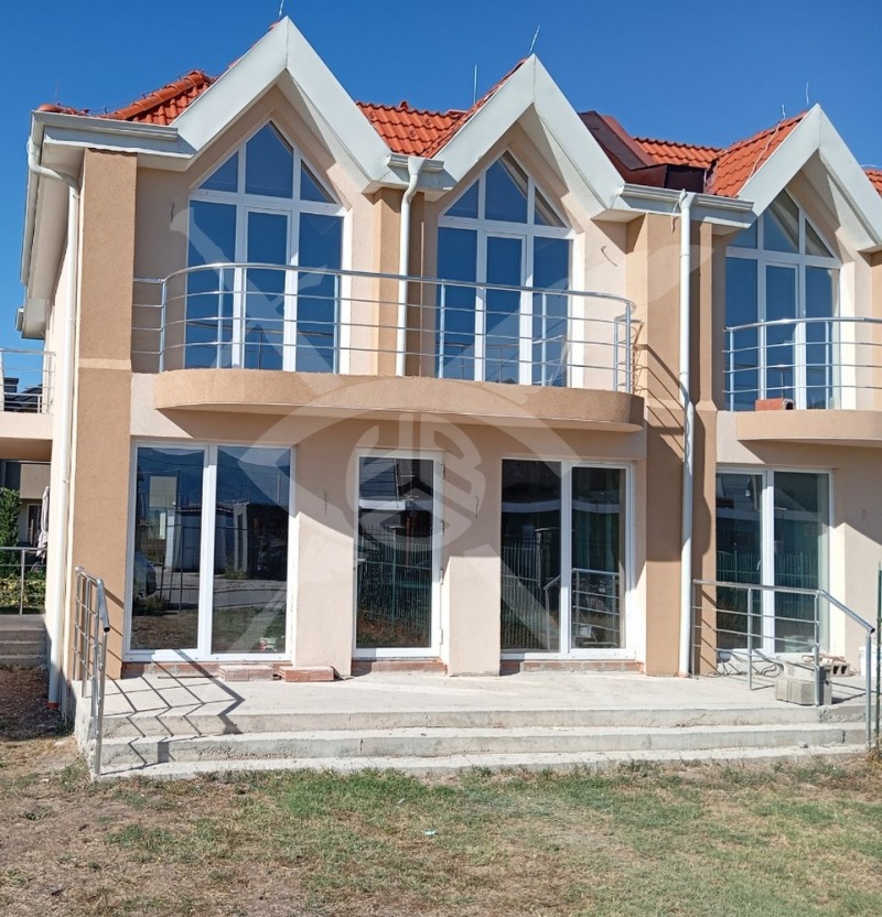 Продава  Къща, област София, с. Равно поле •  259 000 EUR • ID 29742661 — holmes.bg - [1] 