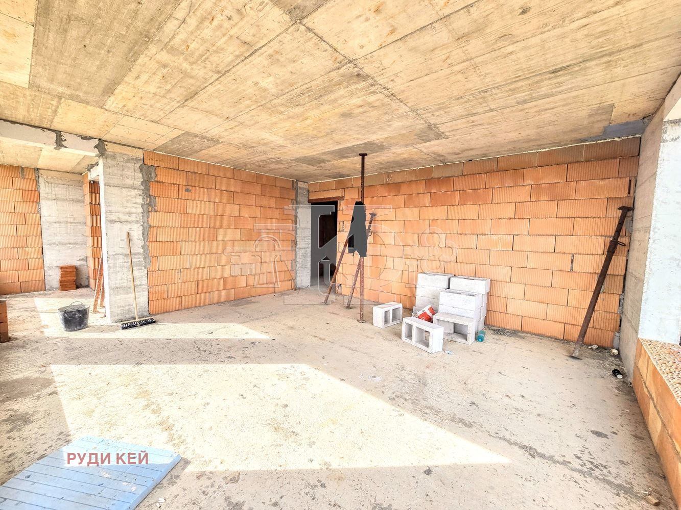 Продава 3-СТАЕН, гр. Варна, Кайсиева градина