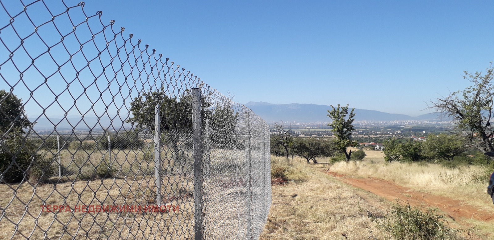 Продава КЪЩА, гр. София, с. Подгумер, снимка 2 - Къщи - 54015827