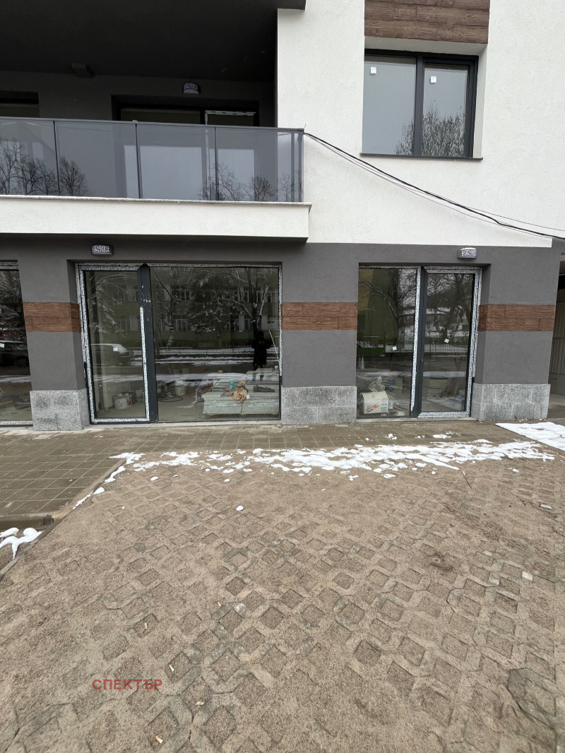Продава ОФИС в град Перник, Изток - 66 кв.м / 112 200 € » 219 444.13 лв., СПЕКТЪР