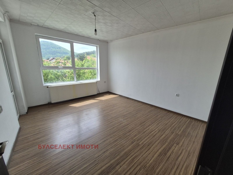 Продается  3 спальни Сливен , Комлука , 171 кв.м | 45022561 - изображение [9]