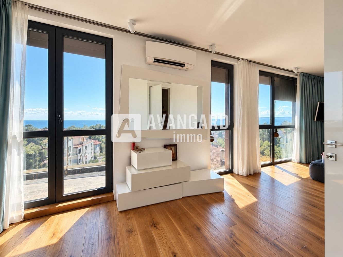 Продава МНОГОСТАЕН, гр. Варна, м-т Евксиноград, снимка 7 - Апартаменти - 56214843