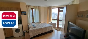 Studio Lazur, Burgas