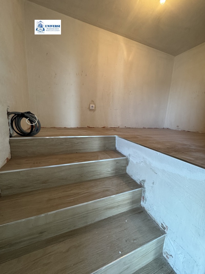 Eladó  3 hálószobás Sofia , Levski V , 240 négyzetméter | 45463000 - kép [13]