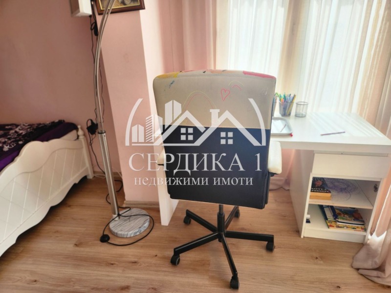 Till salu  Hus Golv Sofia , Centar , 101 kvm | 81292205 - bild [11]