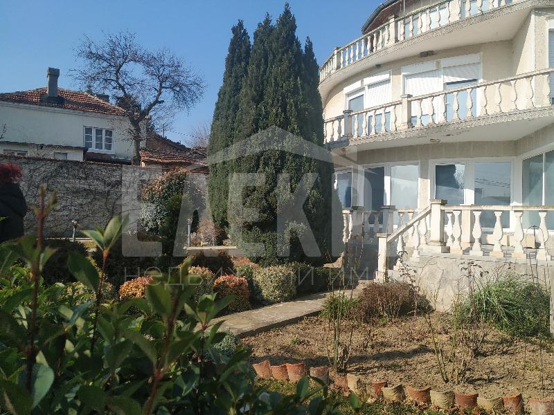 Продава  Къща област Варна , с. Близнаци , 520 кв.м | 75485162 - изображение [2]