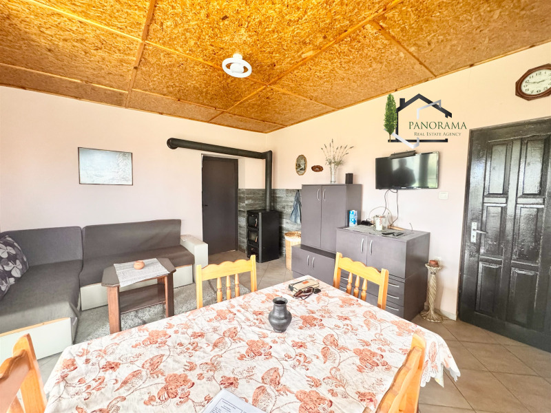 Продава КЪЩА, с. Александрово, област Шумен, снимка 8 - Къщи - 52302010