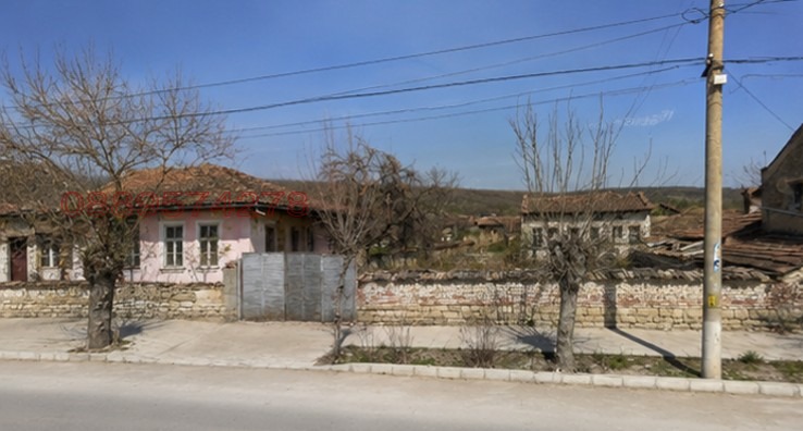 Продава КЪЩА, с. Драгомирово, област Велико Търново, снимка 3 - Къщи - 55030817