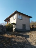 Продава КЪЩА, с. Церовец, област Русе, снимка 2