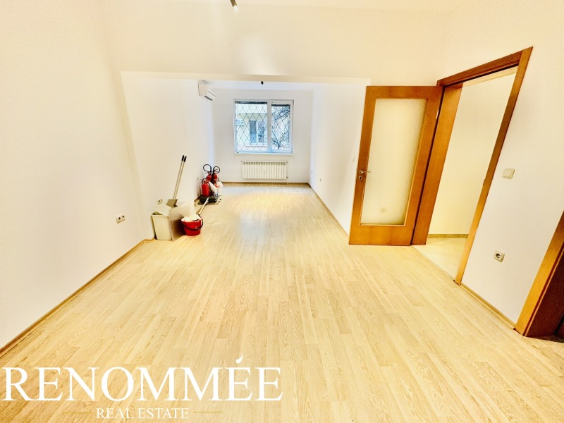 Продава ОФИС в град София, Център - 124 кв.м / 530 000 € » 1 036 589.90 лв., РЕНОМЕ НЕДВИЖИМИ ИМОТИ