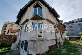 Hus Nadesjda 3, Sofia