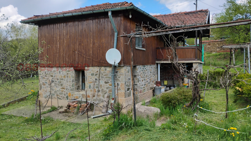 Продава КЪЩА, с. Борика, област София област, снимка 2 - Къщи - 52784107