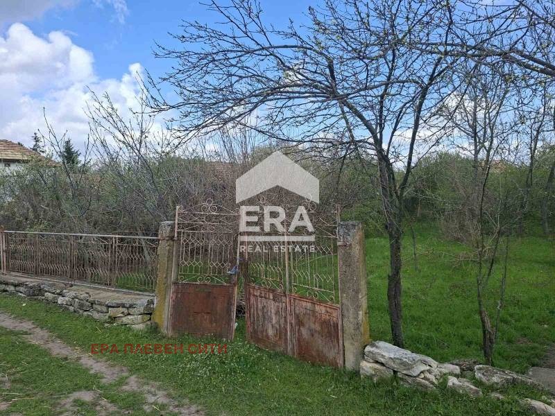 Продава КЪЩА, с. Садовец, област Плевен, снимка 2 - Къщи - 54157603