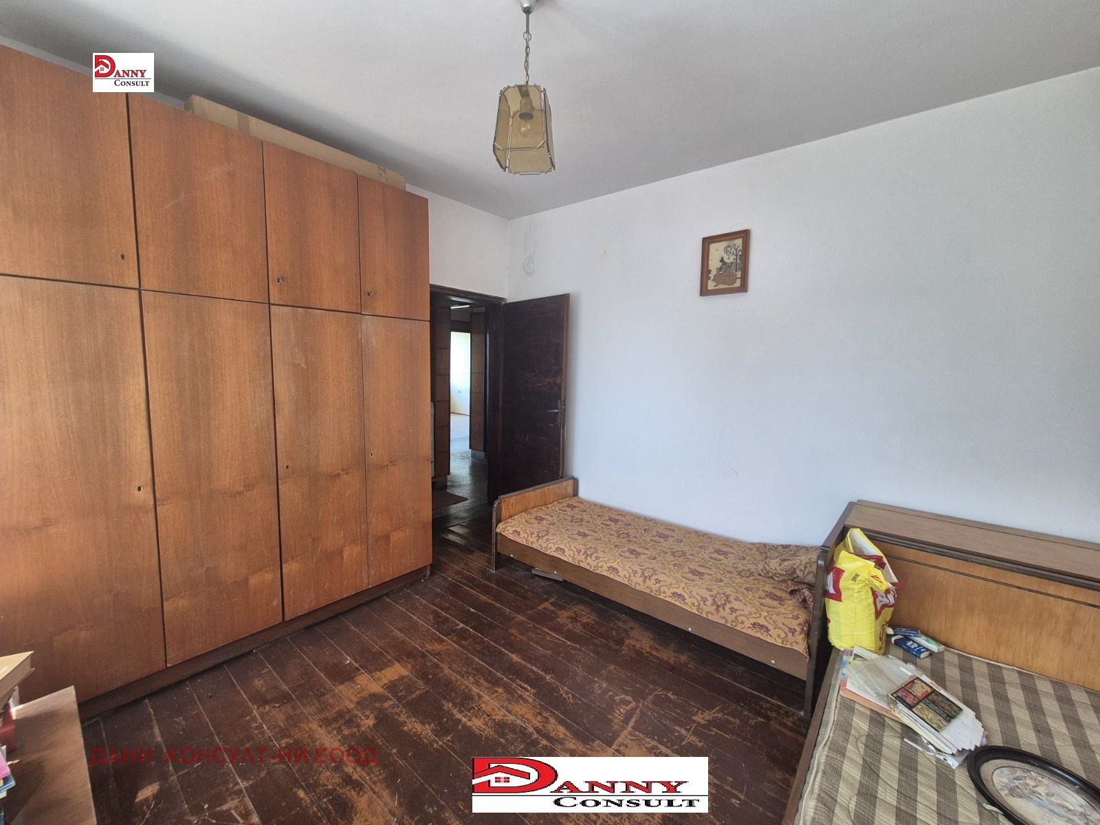 Продава МНОГОСТАЕН, гр. Велико Търново, Център, снимка 10 - Апартаменти - 55203127
