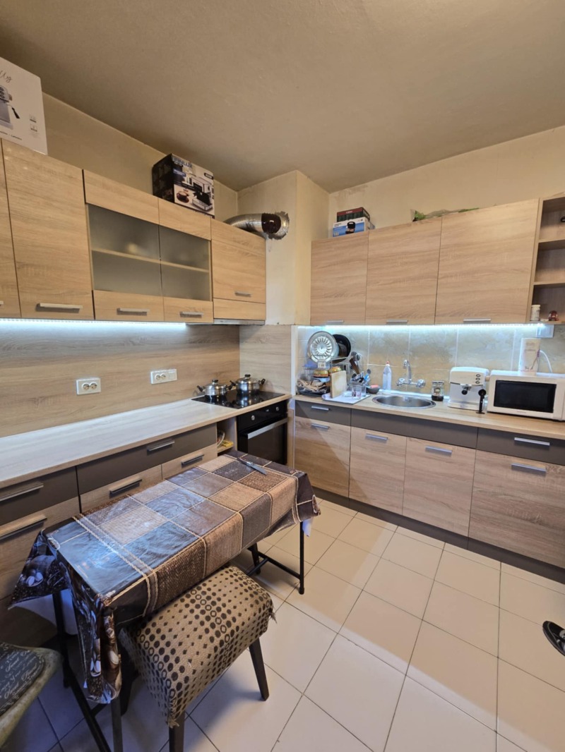Продаја  2 спаваће собе Софија , Слатина , 79 м2 | 88804416