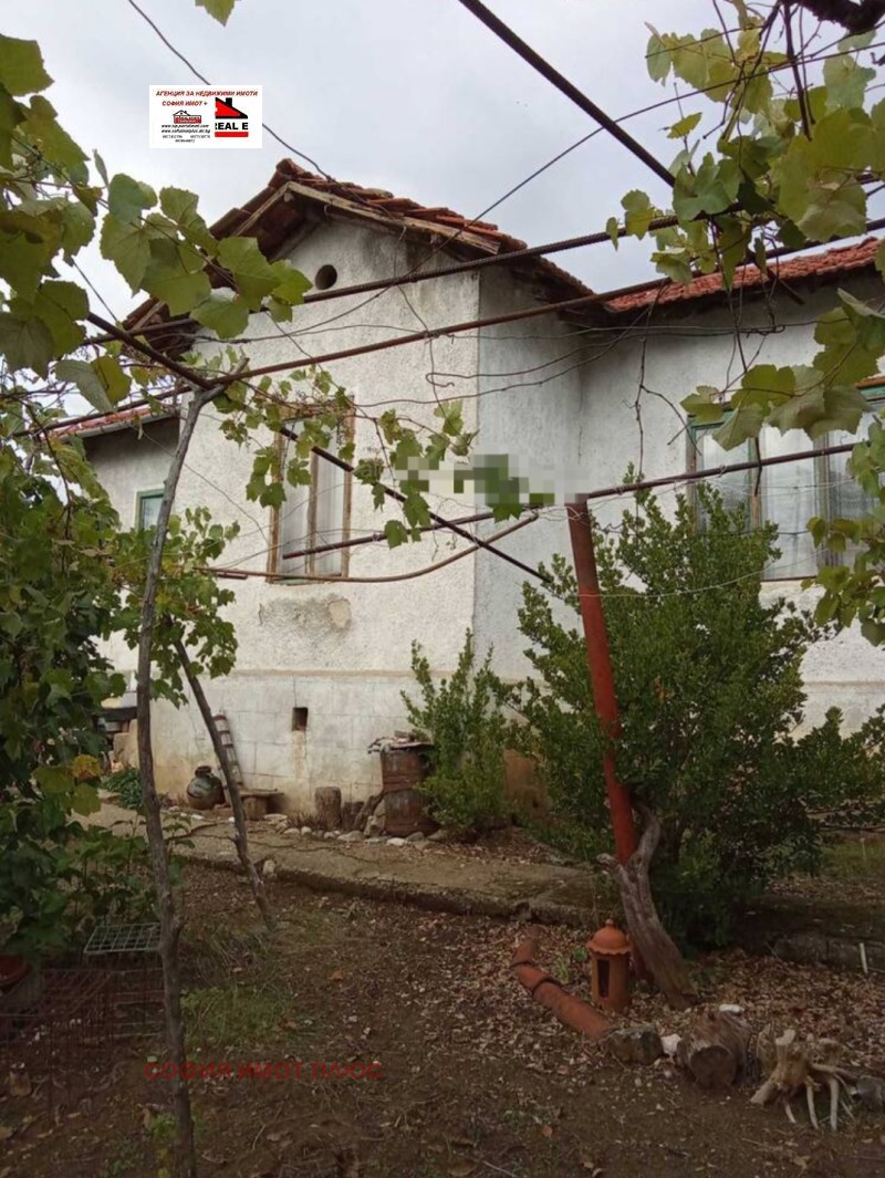 Продава КЪЩА, област Кюстендил, с. Слокощица • 42000 € / 82144.86 лв. • 68674162 1