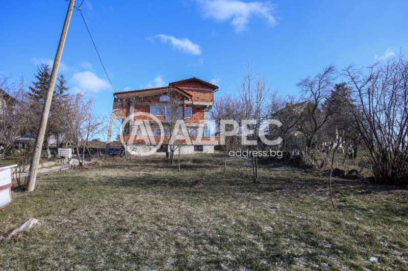 Продава КЪЩА, с. Алдомировци, област София област, снимка 2 - Къщи - 53020228