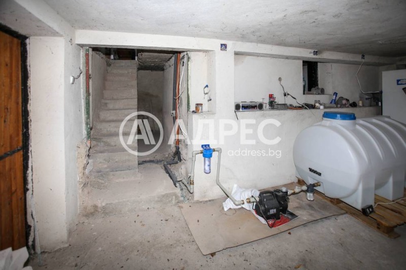 Продава КЪЩА, с. Алдомировци, област София област, снимка 11 - Къщи - 53020228