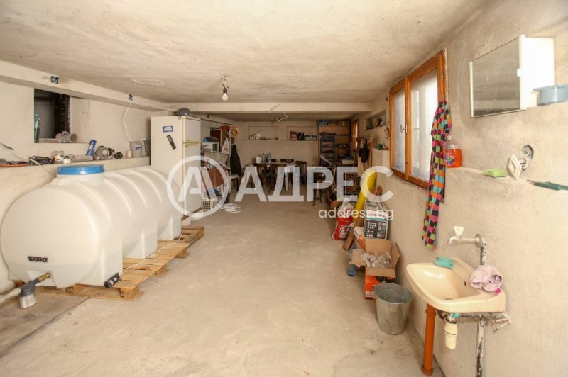 Продава КЪЩА, с. Алдомировци, област София област, снимка 10 - Къщи - 53020228