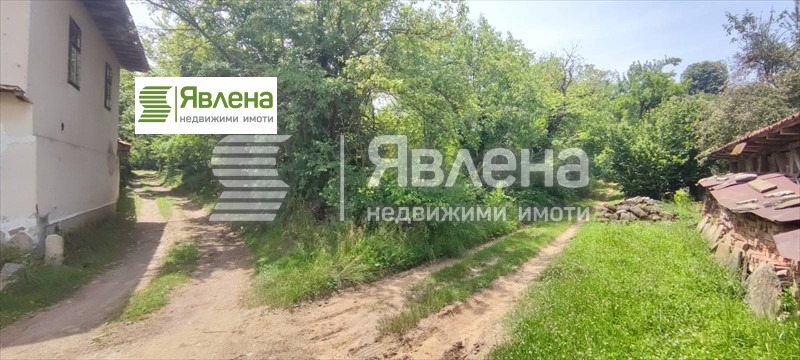 Продава ПАРЦЕЛ, с. Орешак, област Ловеч, снимка 1 - Парцели - 49364707