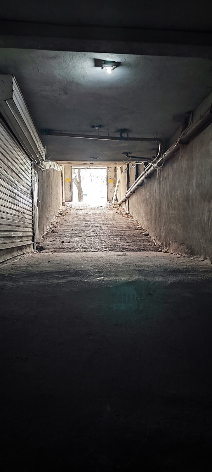 Продава ГАРАЖ, ПАРКОМЯСТО, гр. Русе, Център, снимка 5 - Гаражи и паркоместа - 54302759