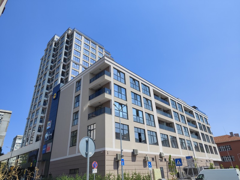 Продава  2-стаен град Бургас , Център , 88 кв.м | 98834340