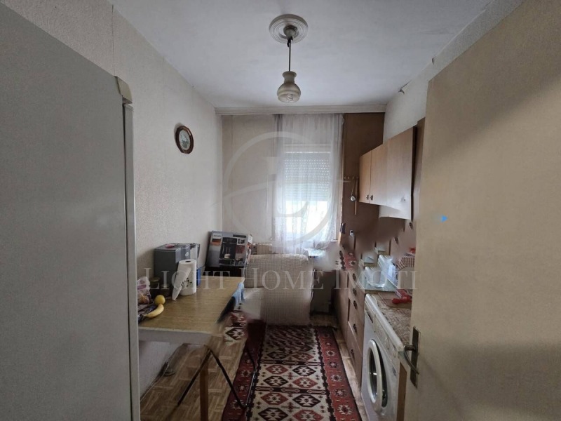 Zu verkaufen  2 Schlafzimmer Plowdiw , Trakija , 68 qm | 49470142 - Bild [2]