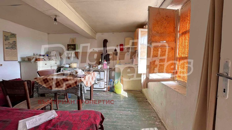Продава КЪЩА, с. Зетьово, област Стара Загора, снимка 2 - Къщи - 42254736