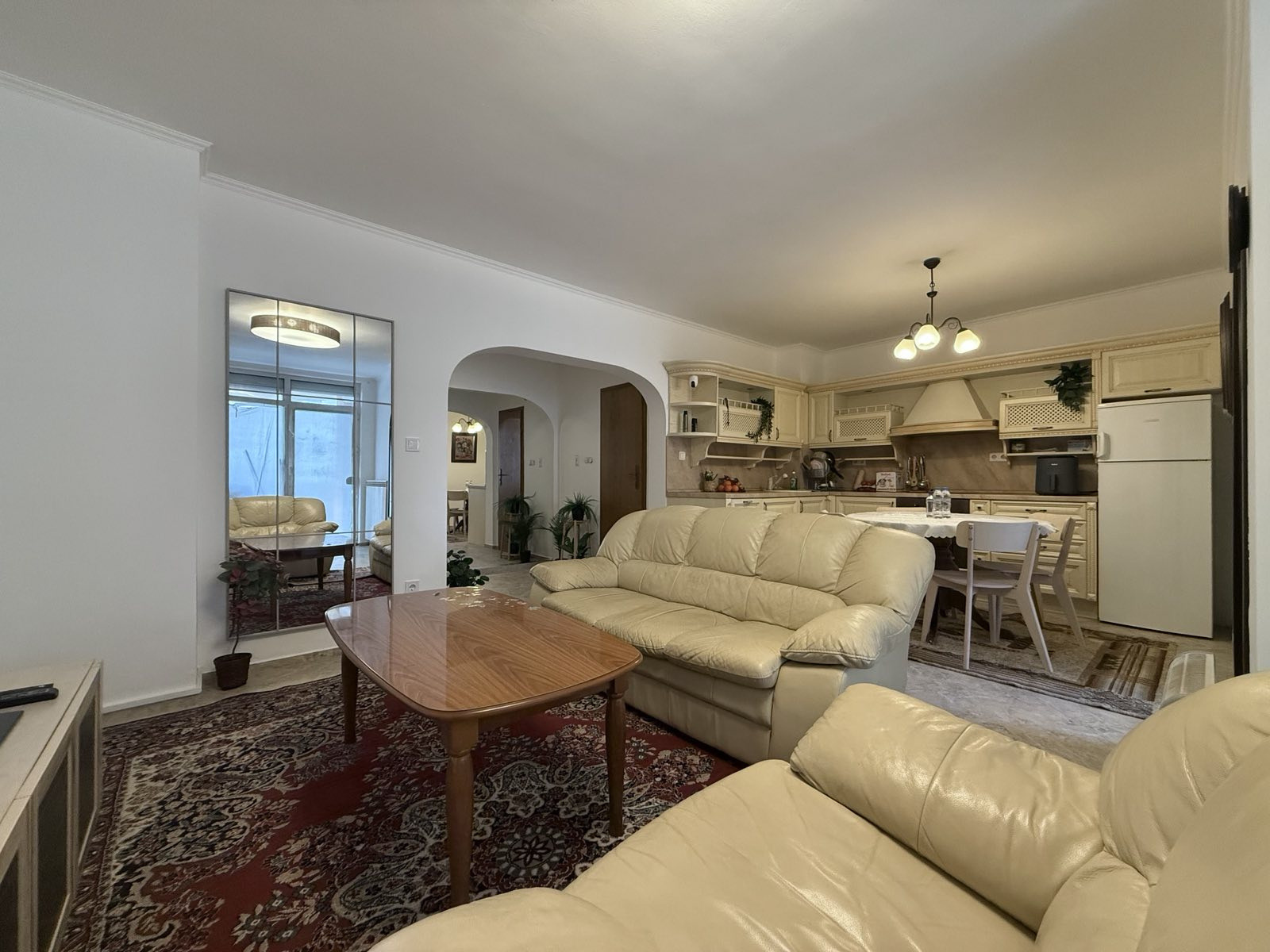 Продава 2-СТАЕН, гр. София, Гоце Делчев