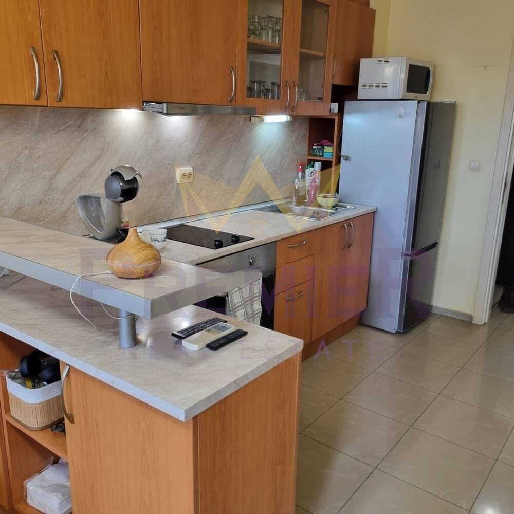 Продава 2-СТАЕН, гр. Бургас, Лазур, снимка 2 - Апартаменти - 55134514