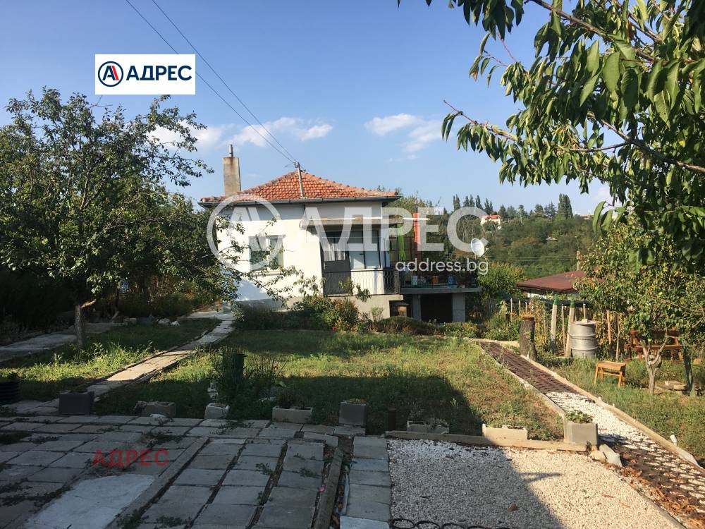 Продава КЪЩА, гр. Варна, м-т Боровец - юг